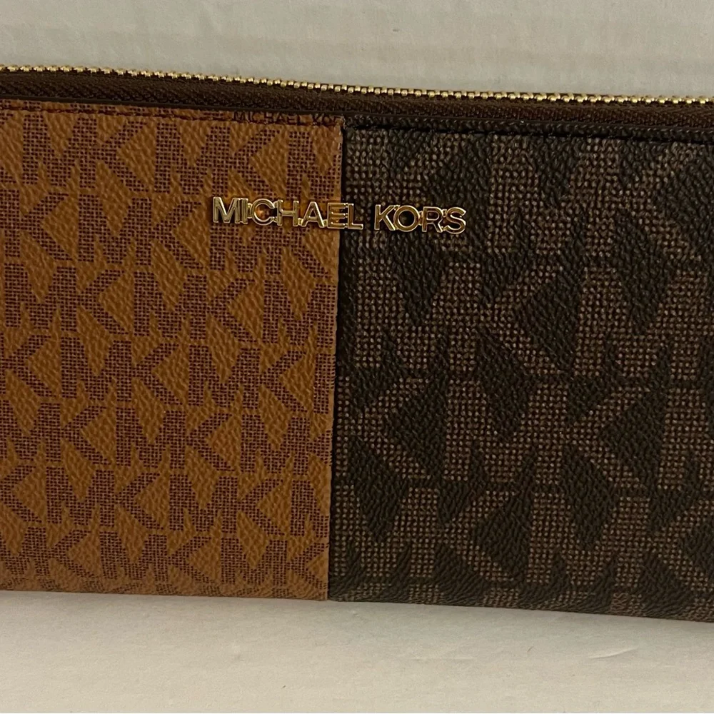 Michael Kors Two-Tone Women’s Wallet in Brown - Picture 15 of 16